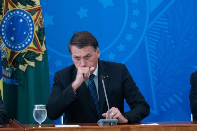 Bolsonaro-imposto-e-combustivel-2-1-1024x683.jpeg