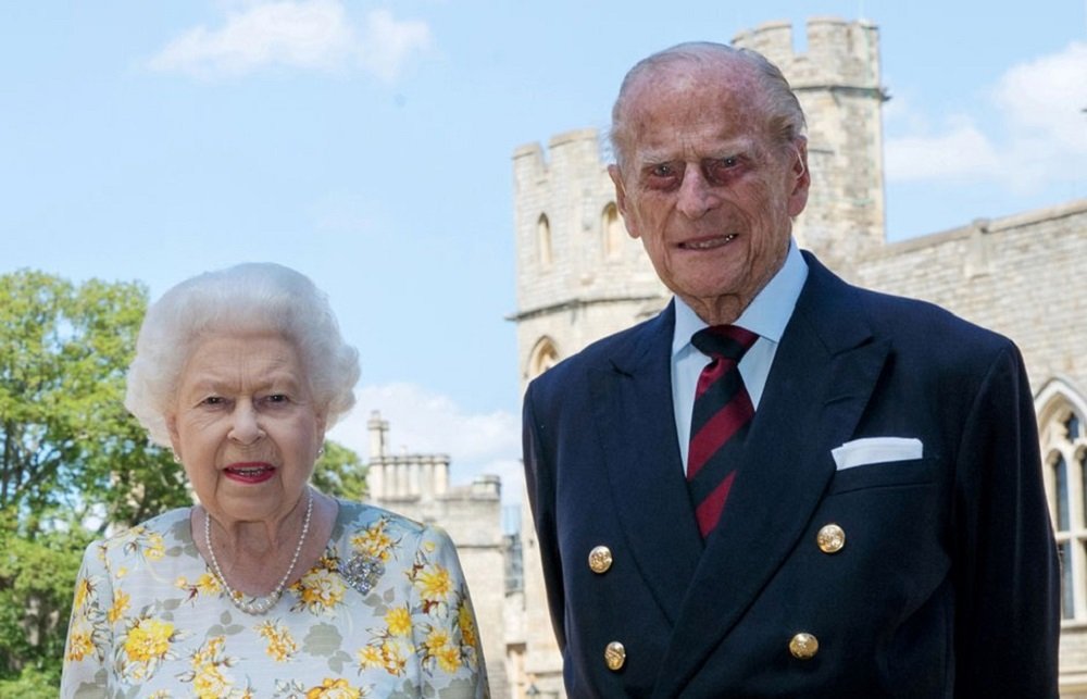 O príncipe Philip, marido da rainha Elizabeth II, morreu aos 99 anos nesta sexta-feira (9).