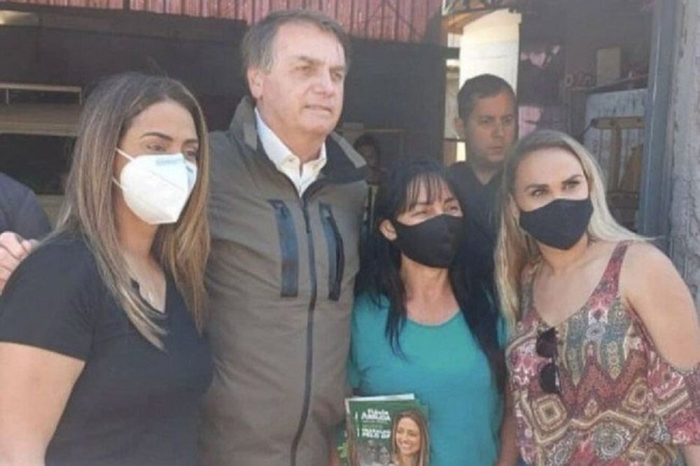 Visita de Bolsonaro a Ceilândia neste sábado (24/4) gera aglomeração