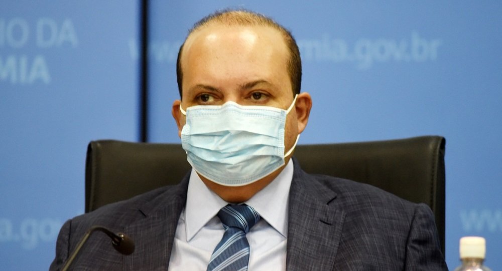 Ibaneis anuncia vacina para quem tem 66 anos a partir de sábado (3/4)