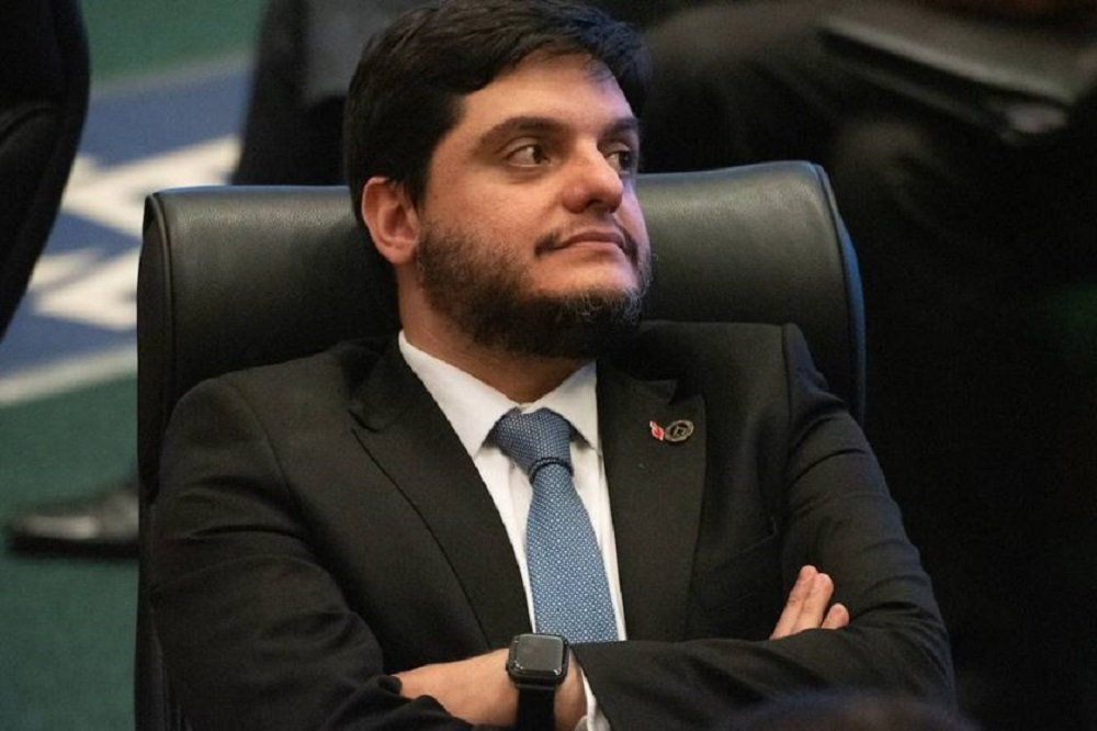 Delmasso dá invertida desmoralizante em ex-secretário de Rollemberg