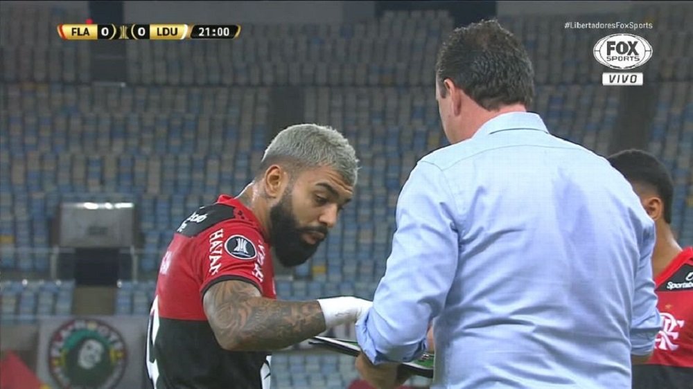 Flamengo: Gabigol passou boa parte do jogo no vestiário e ficou insatisfeito com decisão de Ceni, diz site