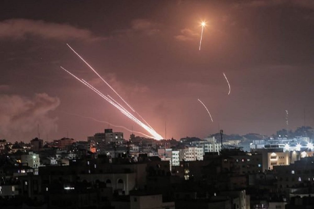 Israel atinge alvos em Gaza pela segunda vez desde cessar-fogo