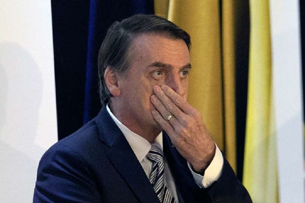 Bolsonaro faz exames no HFA e cancela reunião entre os Poderes