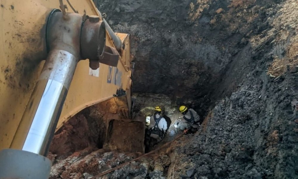 Vídeo: homem morre soterrado em obra de poço em Goiás