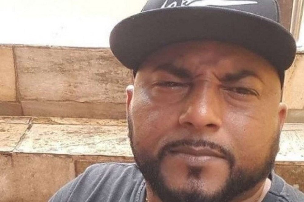 MC Raposão, autor de “Estrada da posse”, morre aos 45 anos