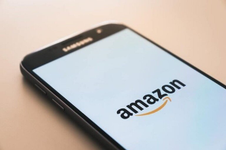 amazonUnsplash