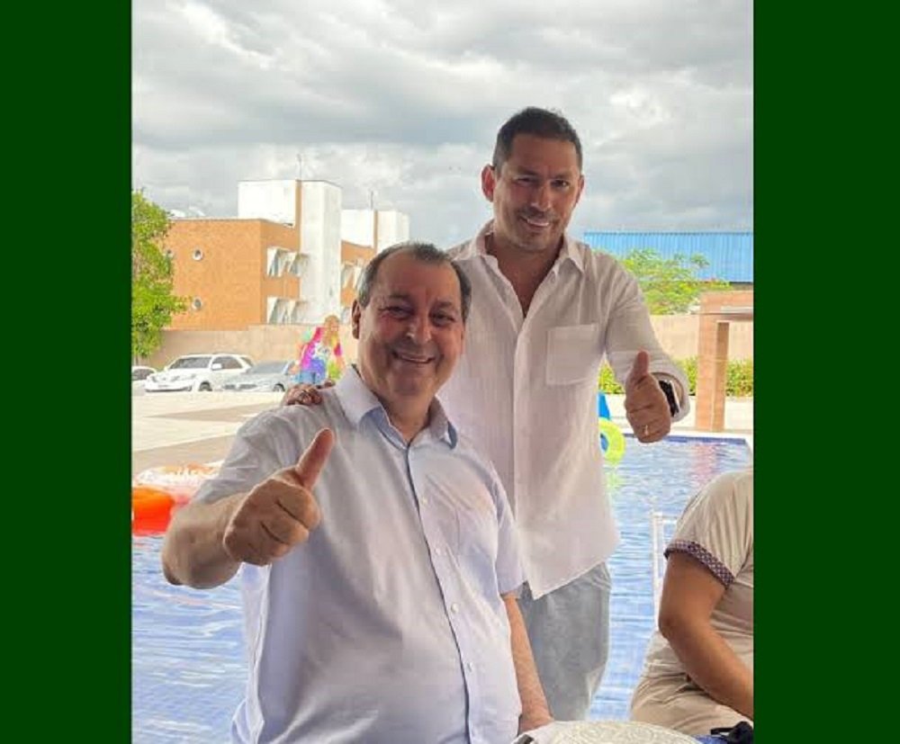 BOMBA: Presidente da CPI, Omar Aziz participa de festa de aniversário de vice da Câmara com aglomeração e pessoas sem máscara; VEJA VÍDEO