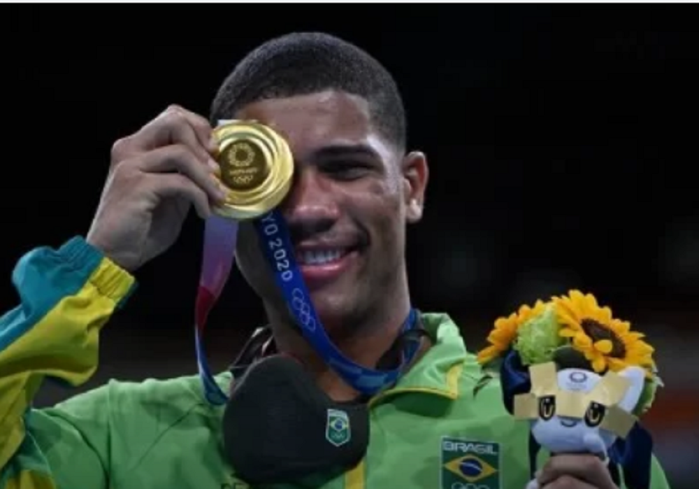 Punhos dourados: Hebert Conceição vence final e escreve seu nome na história do esporte brasileiro