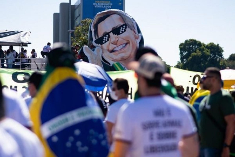 Bolsonaristas organizam caravanas e vendem pacotes para atos de 7 de setembro