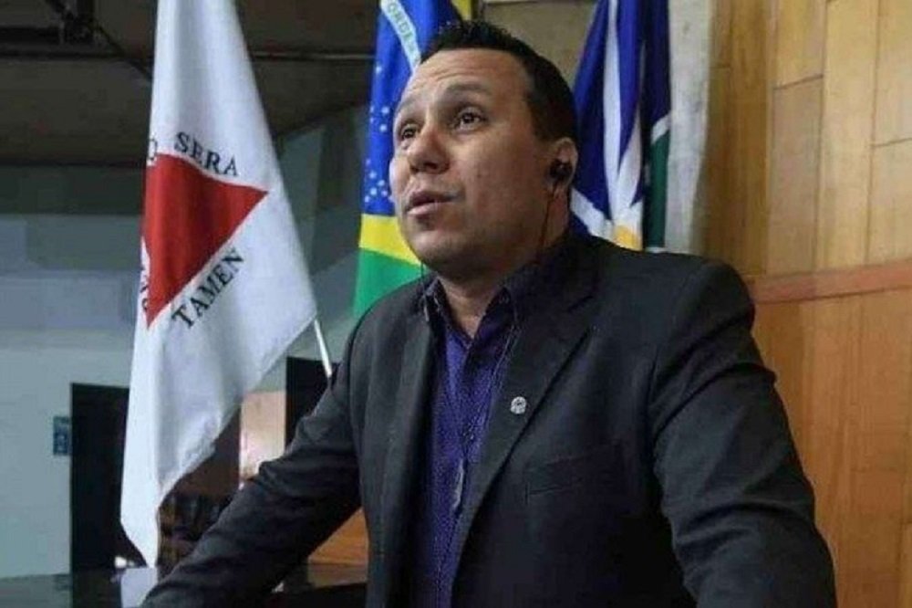Vereador de Uberlândia que propôs desobrigação de máscara morre de covid-19