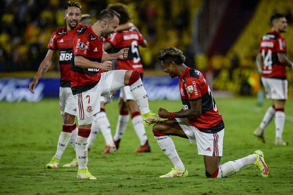Quarteto carrega Flamengo a mais uma decisão de Libertadores e reforça lugar no “Olimpo rubro-negro”