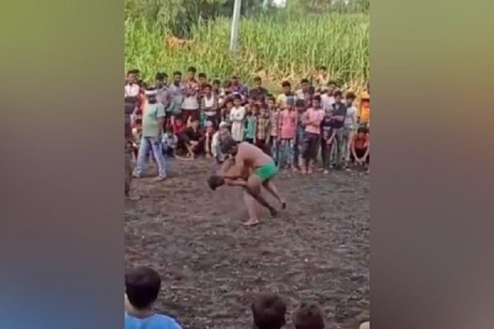 Vídeo: lutador mata oponente em luta livre na Índia