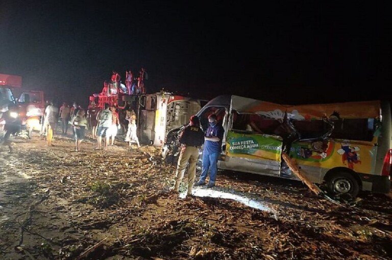 csm_acidente_bahia_12_mortos_-_redes_sociais_d2a48649e4