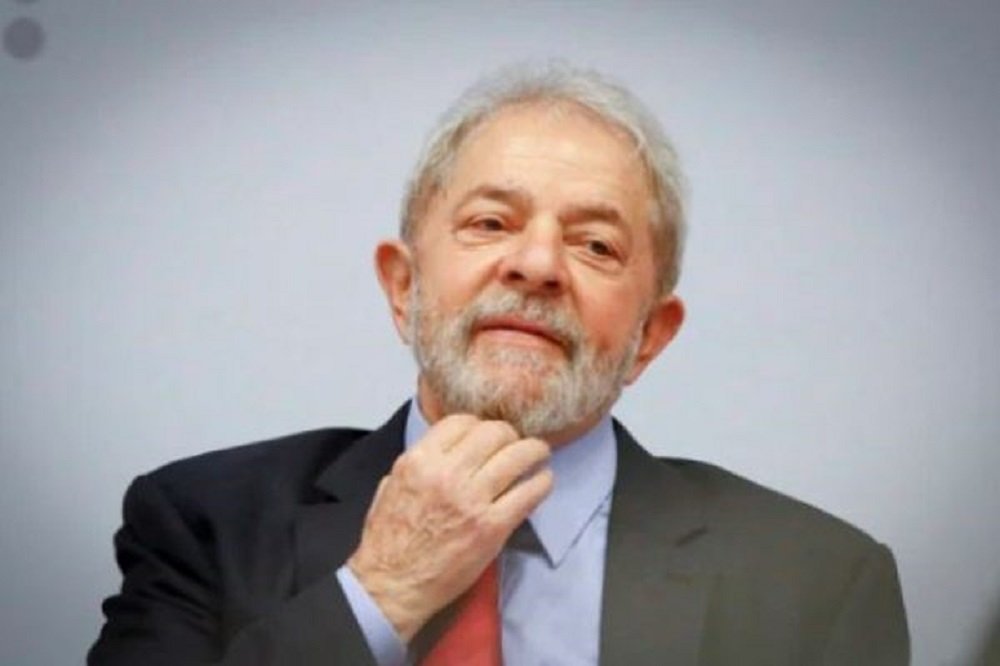 Em podcast de Mano Brown, Lula diz que vive com salário de R$ 27 mil do PT