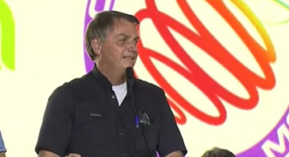 “Meu time está indo muito bem”, diz Bolsonaro sobre governo