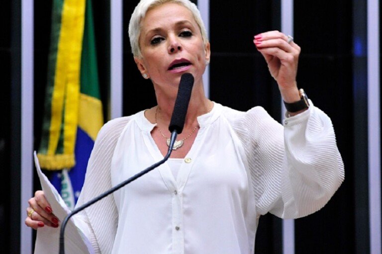 14299_4B557AEE1D016C91-4