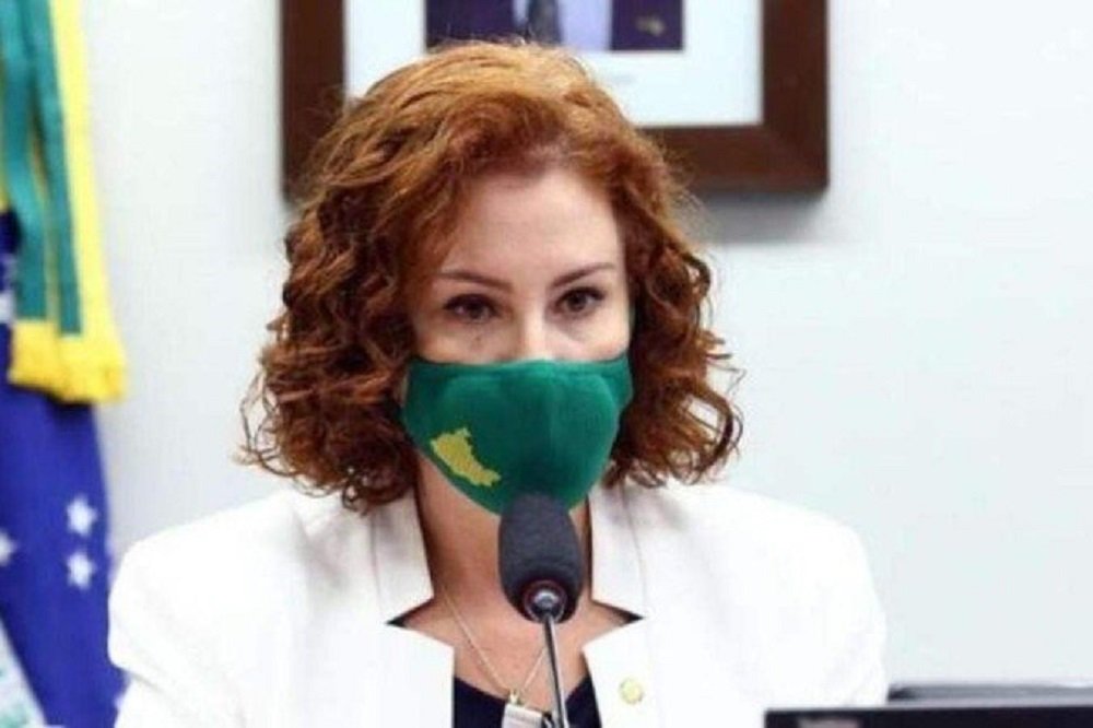 Zambelli reclama de canal de denúncias criado por CPI: “Só falta um 0800”