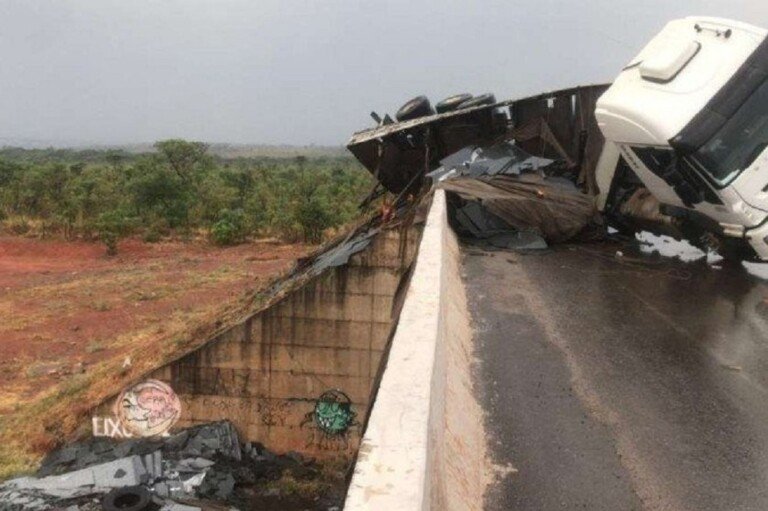 1_whatsapp_image_2021_10_10_at_19_34_33-6912944