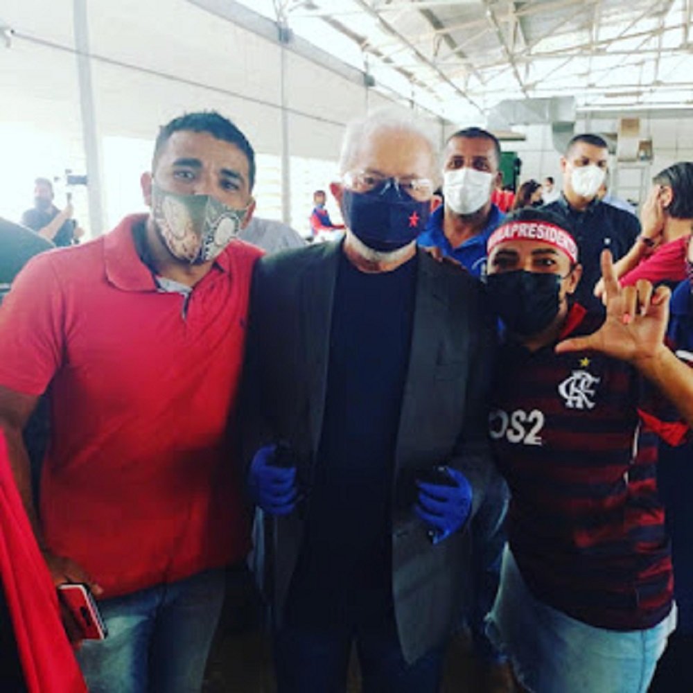 Lider comunitário da Estrutural, Joab Gomes encontra com ex-presidente Luiz Inácio Lula da Silva (PT)
