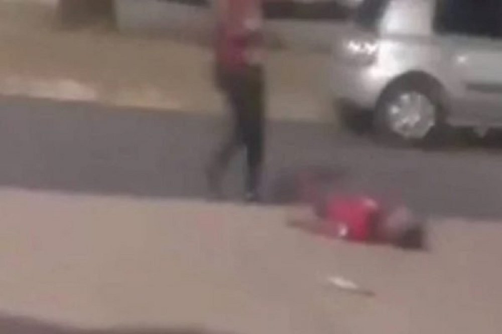 Vídeo brutal mostra homem sendo morto a chutes em Brasília