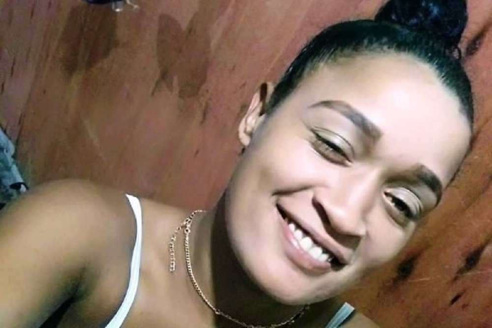 Calcinhas achadas em obra eram usadas por pedreiro que concretou corpo de jovem