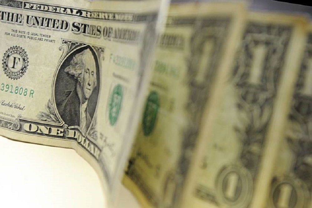 Dólar tem maior queda no 1º semestre desde 2016 e fica 10% mais barato