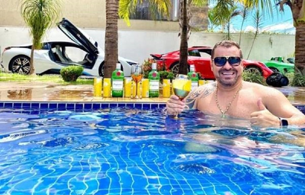 Vídeo: com salário de R$ 8 mil, sargento ostentação vivia em mansões