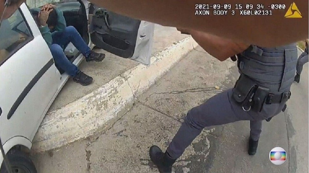 Imagens exclusivas mostram a execução de um suspeito desarmado e dominado por Policiais militares de São José dos Campos, SP