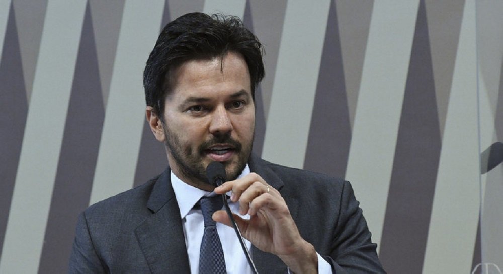 Carnaval na pandemia: “Não venham acusar o presidente”, diz ministro