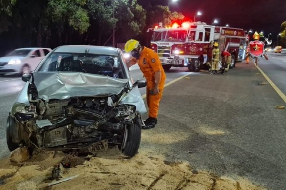 Quatro acidentes deixam três feridos e um morto no DF. Veja fotos