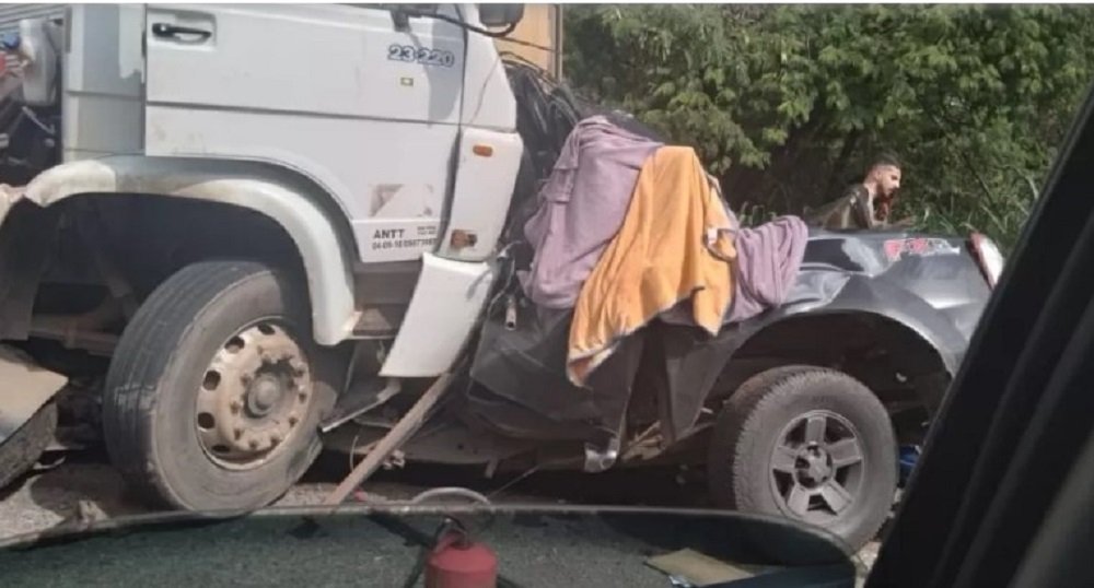 MG: Acidente grave deixa três mortos e dois feridos na BR-381