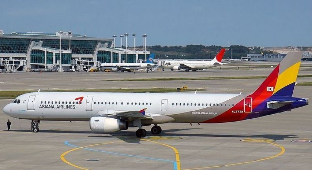 Piloto desmaia antes do pouso com 145 passageiros a bordo