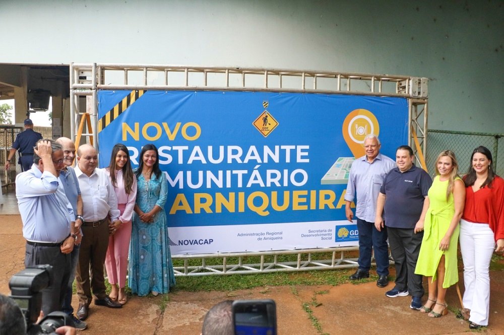 Ibaneis assinar ordem de serviço e Arniqueira terá restaurante comunitário com capacidade para 2 mil pessoas