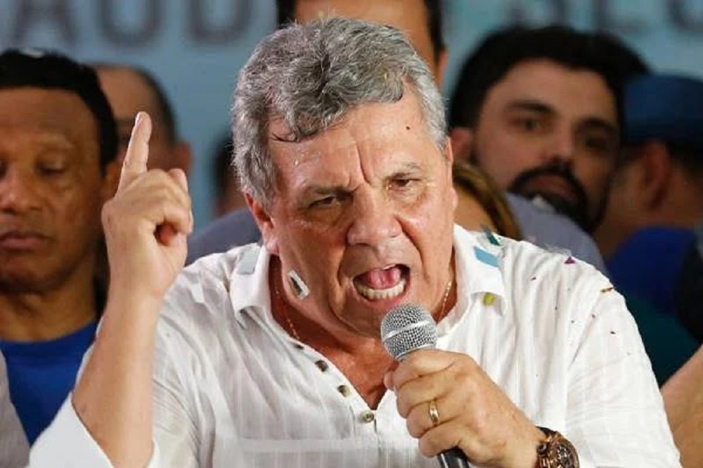 Fraga pede desfiliação do União Brasil: “Decepção e constrangimento”