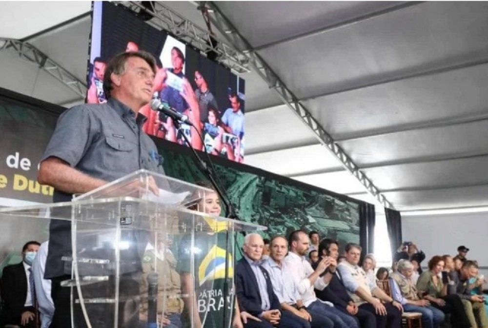 Bolsonaro aposta em redução de danos para fortalecer candidatura à reeleição
