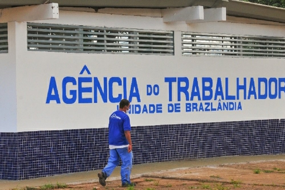 Agências do trabalhador abrem às 14h nesta quarta-feira (2)