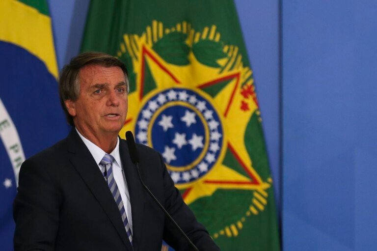 O presidente da República, Jair Messias Bolsonaro, participa da solenidade de lançamento do Plano Nacional de Fertilizantes, no Palácio do Planalto