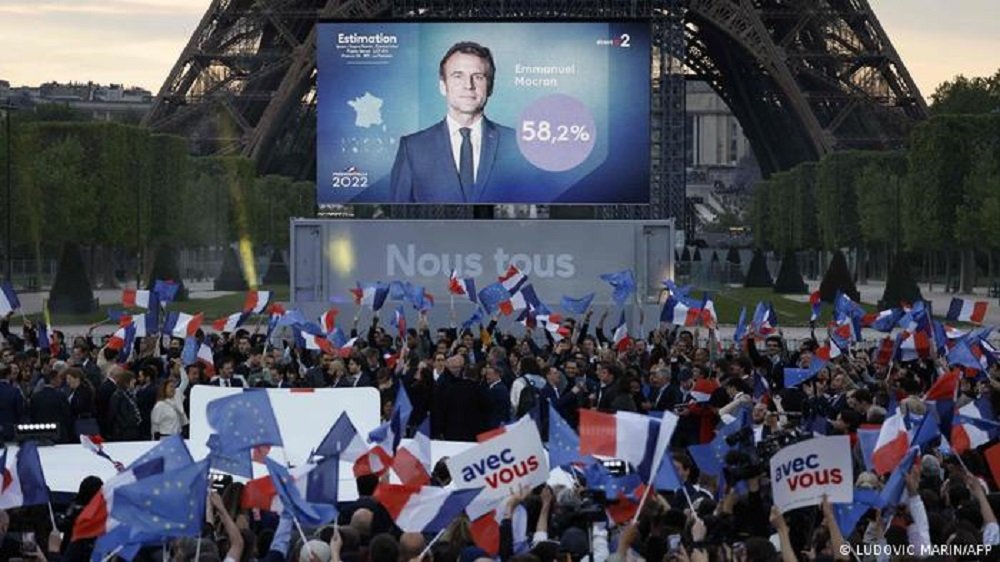 Emmanuel Macron é reeleito presidente da França