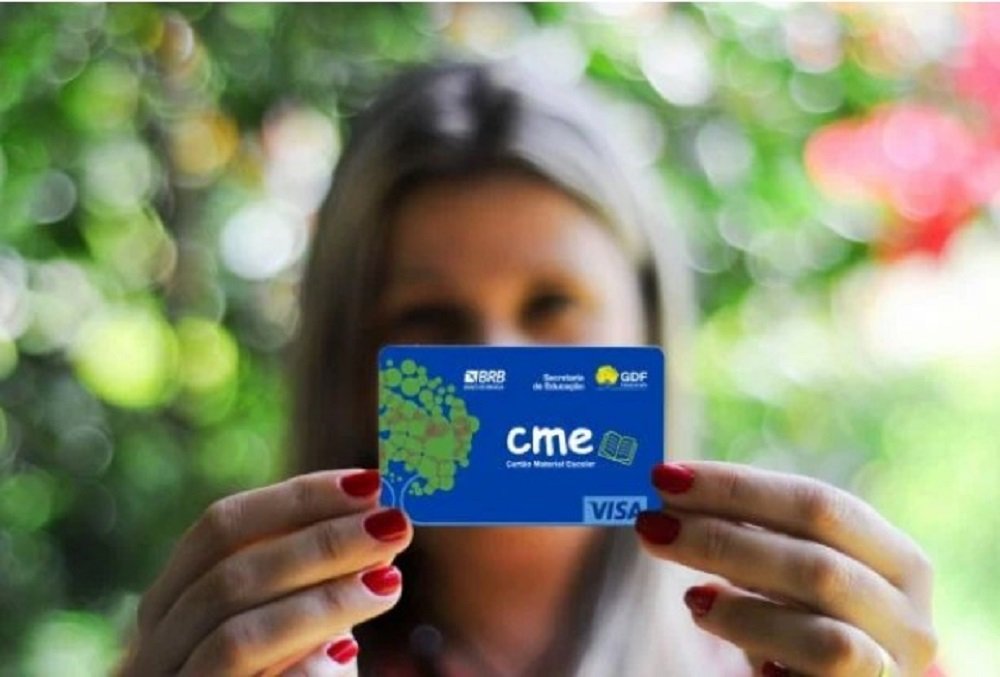 Cartão Material Escolar é creditado na conta de 37 mil estudantes