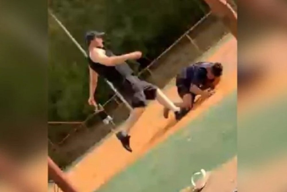 NÃO À VIOLÊNCIA – Vídeo. Incomodado com assobio, homem espanca jovem de 14 anos no DF