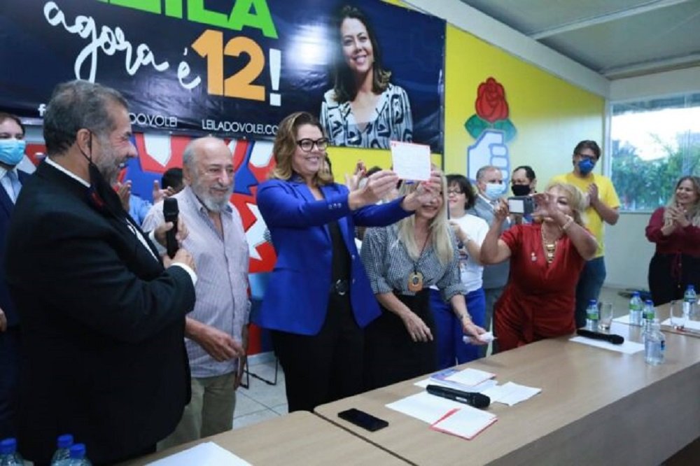 “Leila, se depender de nós, será candidata ao GDF para ganhar”, disse Carlos Lupi