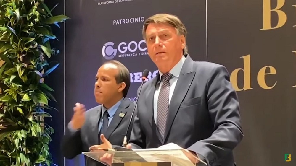 URGENTE: Bolsonaro quebra o protocolo e SOLTA O VERBO durante evento com empresários no Rio; VEJA VÍDEO