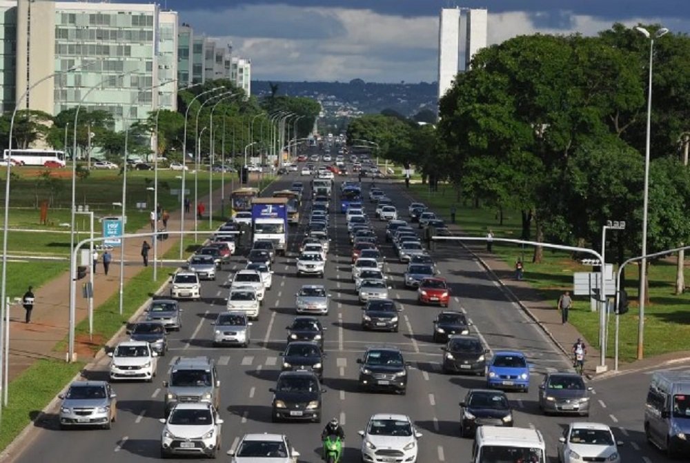 Motoristas que não cometerem infração por um ano serão beneficiados pelo Contran