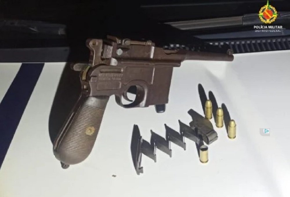 Pistola usada na Primeira Guerra Mundial é apreendida no DF