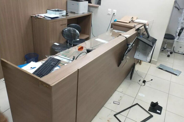 CLINICA