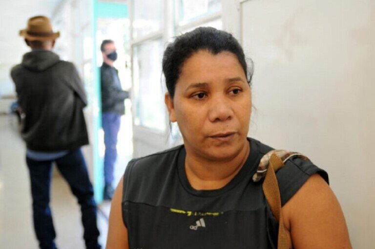 Genilza-Alves-Catadora-768x525-1-696x476-1