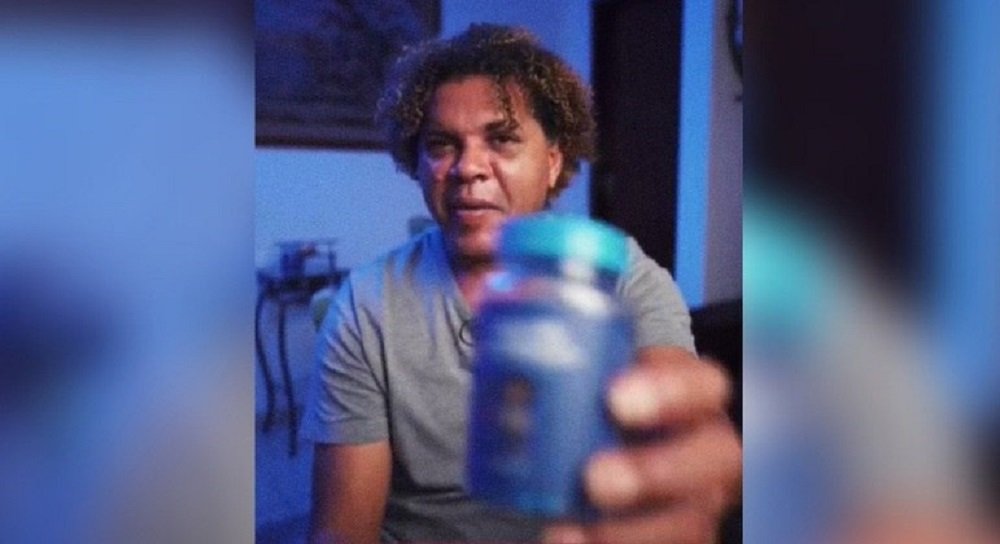 Ex-mendigo do DF anuncia estimulante sexual não autorizado para venda; Anvisa vai investigar