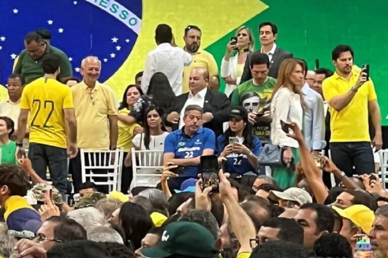 52238115393_d57a10dbd4_c-696x522-1
