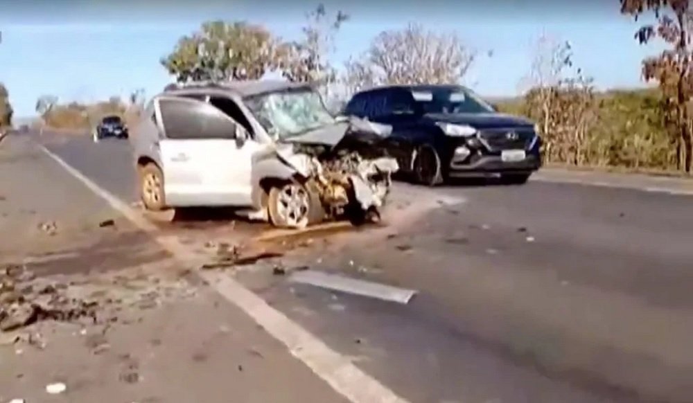 Acidente em rodovia de Goiás mata uma criança e três adultos